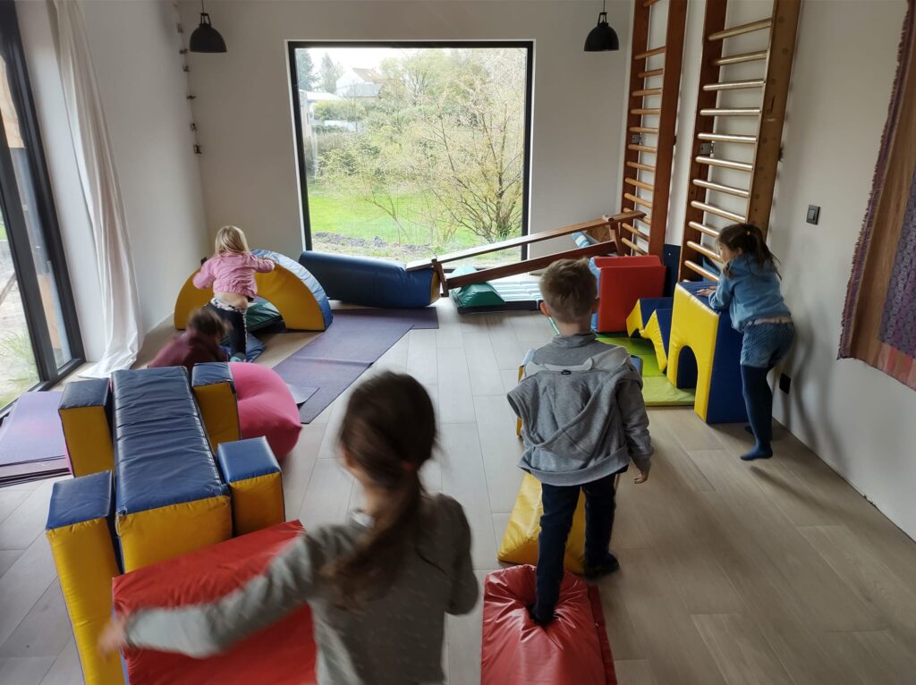 Yoga et activités pour enfants en Brabant wallon, au Centre Les Pradelles, à Villers-la-Ville